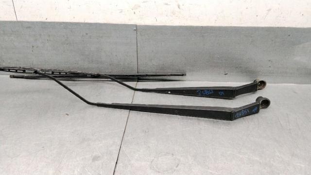 MAZDA CC3067321A Поводок стеклоочистителя в наличии Киев