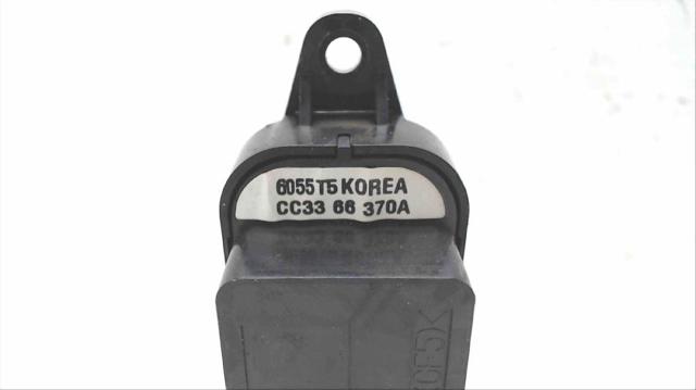 MAZDA CC3366370A Кнопочный блок управления стеклоподъемником передний правый в наличии Чернигов