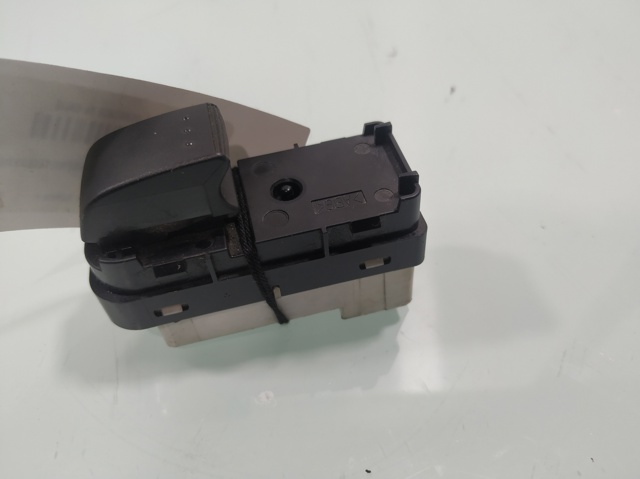 CC5166380A MAZDA Кнопка включения мотора стеклоподъемника задняя левая купить в Одесса