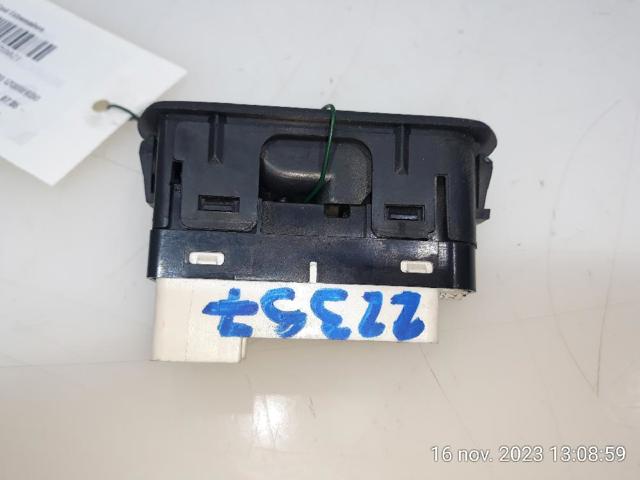 MAZDA CC5166380A Кнопка включения мотора стеклоподъемника задняя левая в наличии Павлоград