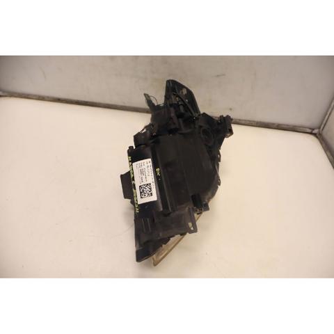 MAZDA CD85510K0B Фара правая в наличии Винница