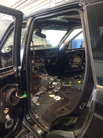 CFE000761 LAND ROVER Уплотнитель двери задней (на двери) купить в Кривой Рог