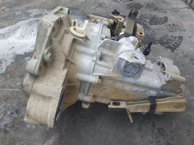 Caixa de Mudança montada (caixa mecânica de velocidades) Volkswagen Polo 3 6KV5