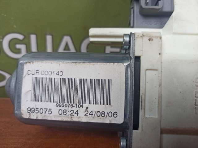 LAND ROVER CUR000140 Мотор стеклоподъемника двери передней правой в наличии Черкассы
