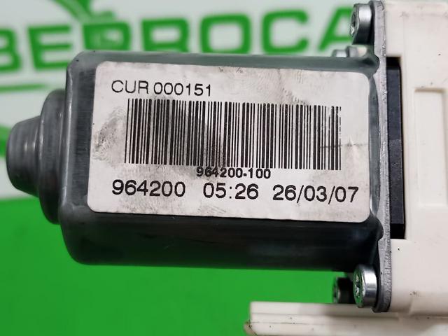 LAND ROVER CUR000151 Мотор стеклоподъемника двери передней левой в наличии Хмельницкий