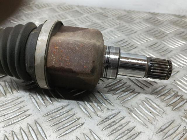 FORD CV173B437BD Полуось (привод) передняя левая в наличии Винница