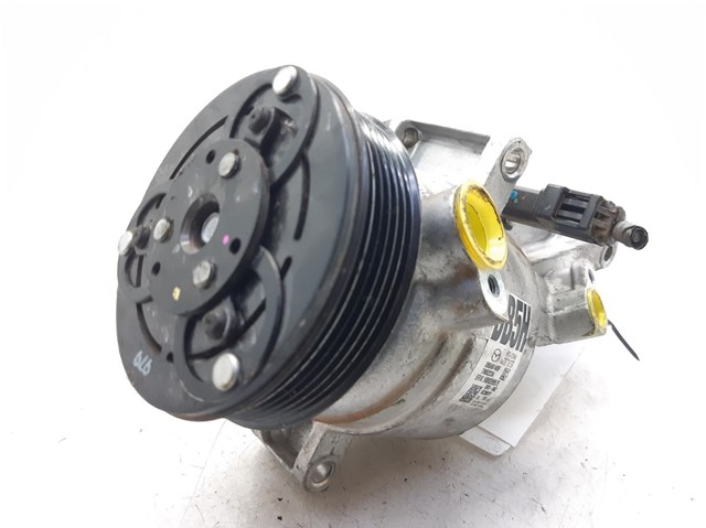 Compressor de aparelho de ar condicionado D09W61450 Mazda