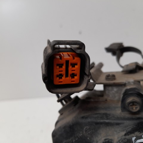 D4T8902 MAZDA купить в Чернигов