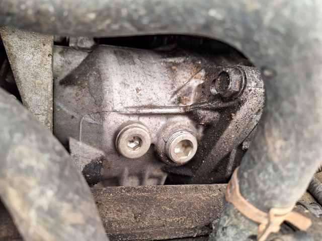 Cilindro mestre do freio Nissan X-Trail T31