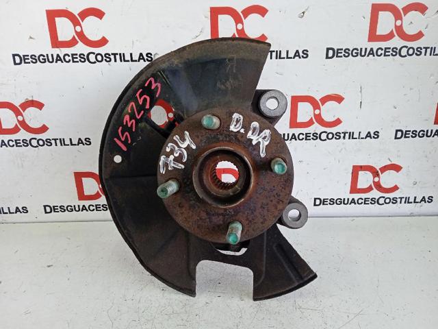 D65133021A MAZDA Цапфа (поворотный кулак) передний правый купить в Каменское