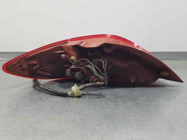 MAZDA D65151150 Фонарь задний правый в наличии Днепр
