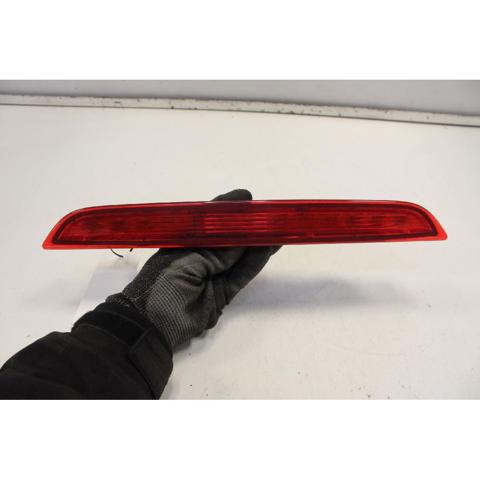 Sinal de parada traseiro adicional D65151580B Mazda