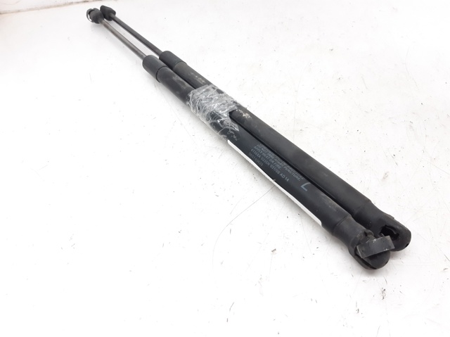 MAZDA D65162620 Амортизатор багажника в наличии Запорожье