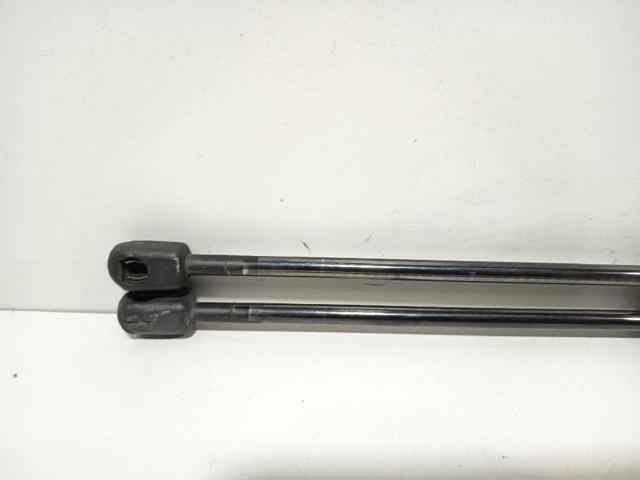 MAZDA D65163620 Амортизатор багажника в наличии Николаев