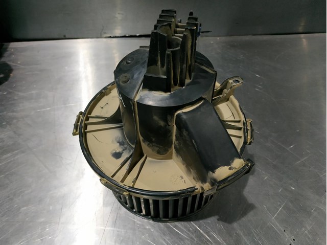Motor de aquecimento para Opel Zafira B 1.9 CDTI (M75) Z19DTH D8087