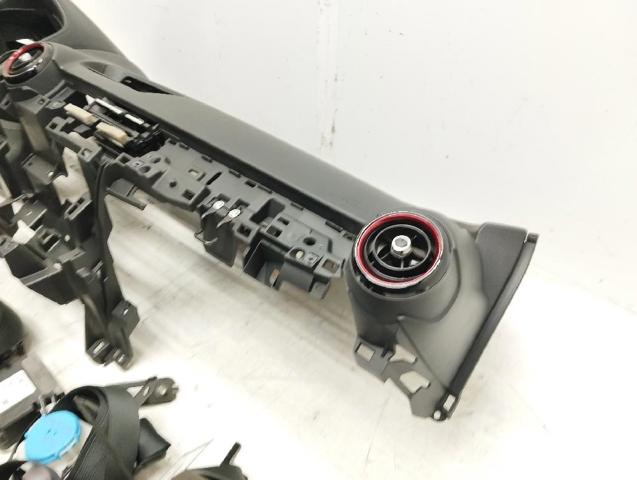 DB2W60400B02 MAZDA Панель салона передняя "торпедо" купить в Черкассы