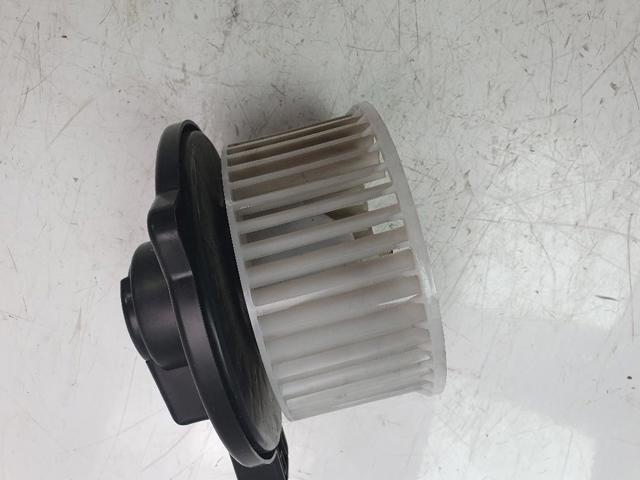 DD2F61B10 MAZDA Вентилятор печки купить в Чернигов