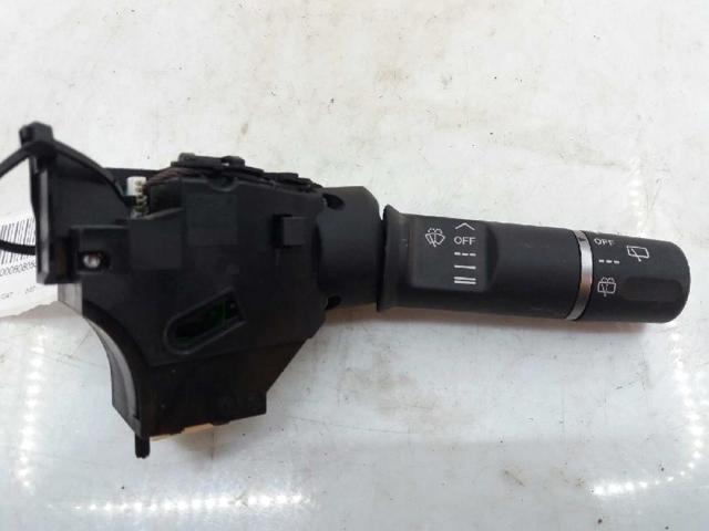 DF7166128 MAZDA Правый подрулевой переключатель купить в Одесса