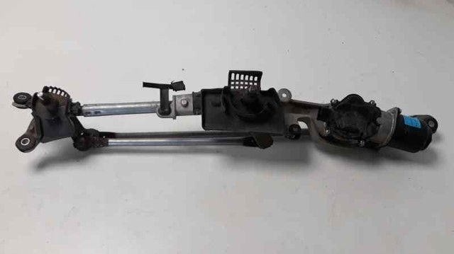 MAZDA DF7167340A Мотор стеклоочистителя лобового стекла в наличии Одесса