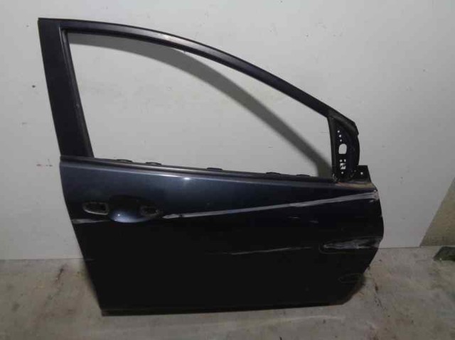 Porta dianteira direita DFY15802XB Mazda