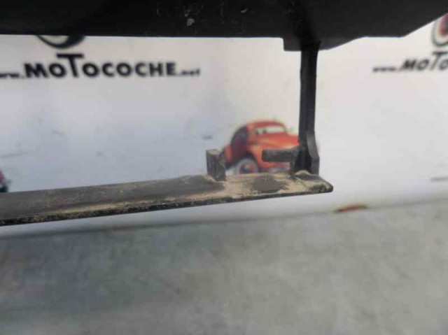 LAND ROVER DHB102350PMD Решетка радиатора в наличии Киев