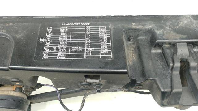 LAND ROVER DIN500020 Рамка радиатора в наличии Кривой Рог