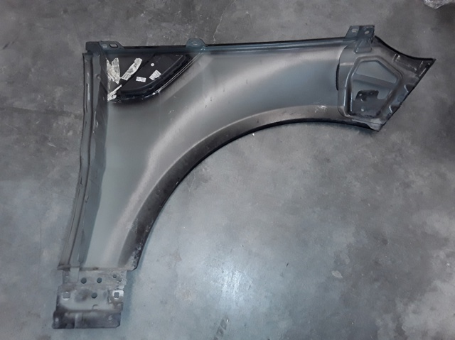 LAND ROVER DK6216145AA Крыло переднее левое в наличии Винница