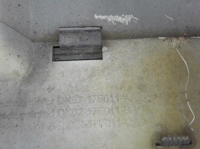 LAND ROVER DK6217F011AA в наличии Черновцы