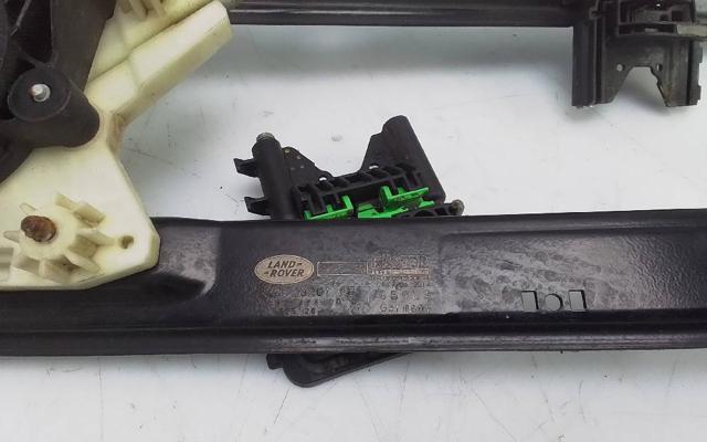 LAND ROVER DK6223201AE в наличии Винница