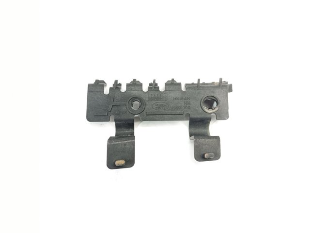 DQL000061 LAND ROVER Кронштейн бампера заднего внешний правый купить в Николаев