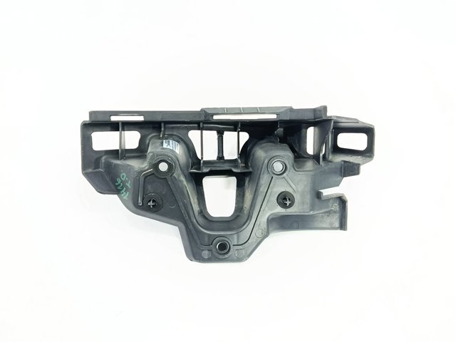 DQN000041 LAND ROVER Кронштейн бампера заднего правый купить в Львов