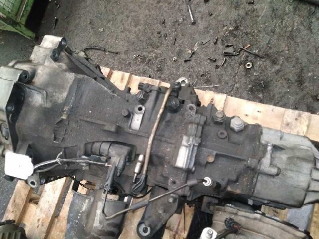 Caixa de Mudança montada (caixa mecânica de velocidades) Audi A4 8D2