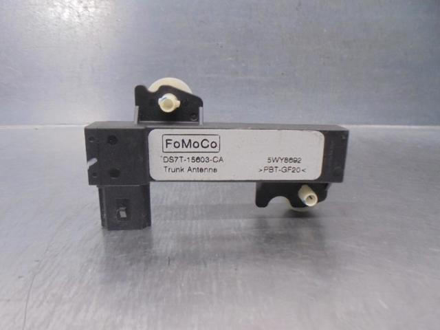 Antena KESSY DS7T15603CA Ford