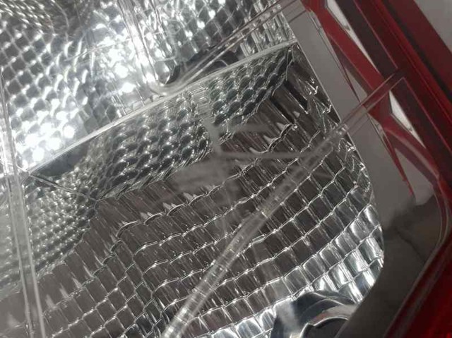 FORD DT1113404AC Фонарь задний правый в наличии Николаев
