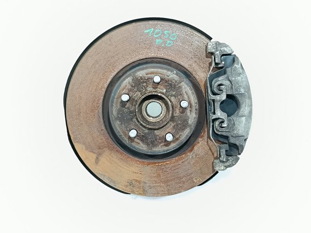 DV613K170CAA Цапфа (поворотный кулак) передний правый купить Харьков