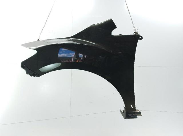 E22152210F MAZDA Крыло переднее левое купить в Кривой Рог