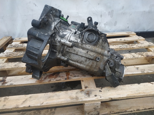 Caixa de Mudança montada (caixa mecânica de velocidades) Volkswagen Polo 3 6KV5
