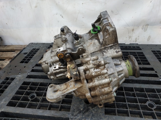 Caixa de Mudança montada (caixa mecânica de velocidades) Volkswagen Polo 3 6KV5