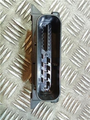 BMW EB686327704 в наличии Украина