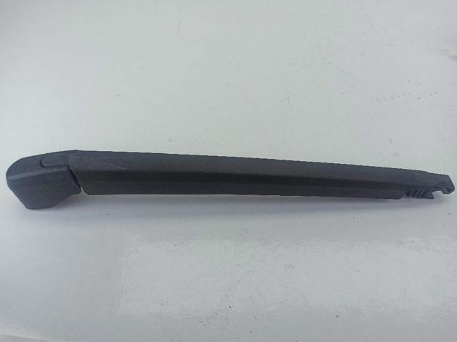 MAZDA EG2167421 Рычаг-поводок стеклоочистителя заднего стекла в наличии Украина