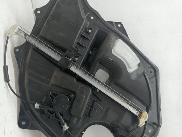 MAZDA EG217397XF Накладка двери задней левой в наличии Украина