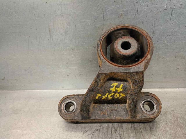 EG252868YA MAZDA Кронштейн (траверса) заднего редуктора левая купить в Николаев