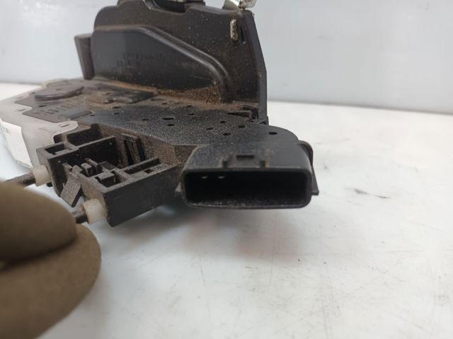 EG450J NISSAN Замок двери задней левой купить в Черновцы