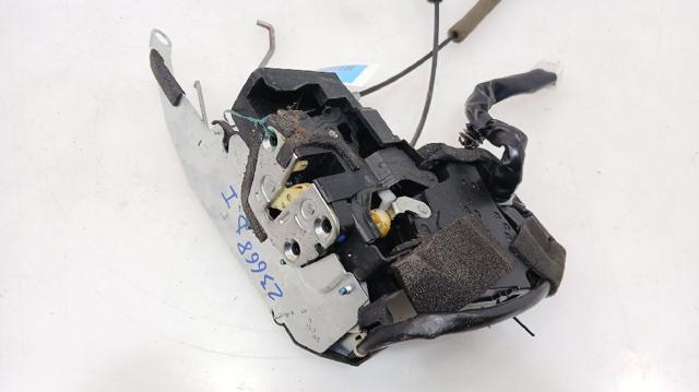 MAZDA EH1459310E Замок двери передней левой в наличии Житомир