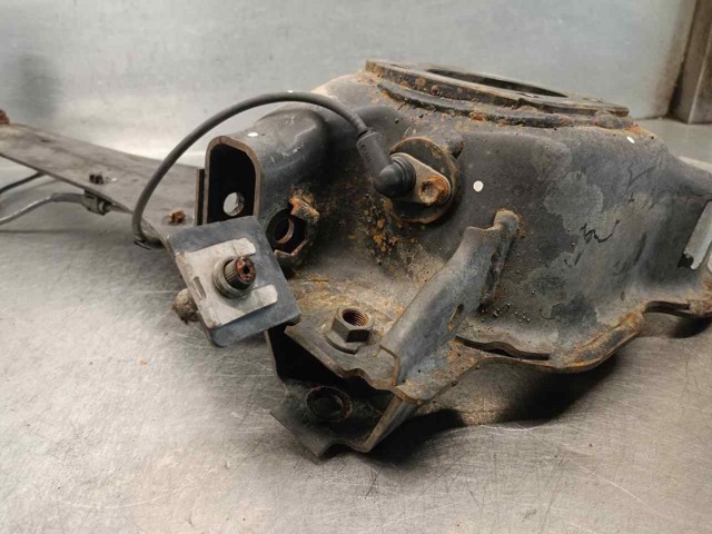 EH4628200 MAZDA Цапфа задняя правая купить в Запорожье