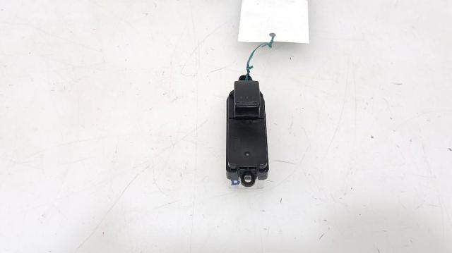 EH6266370 MAZDA Кнопка стеклоподъемника передняя купить в Киев