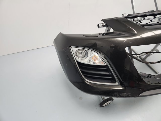 EH6350031FBB MAZDA Передний бампер купить в Ирпень