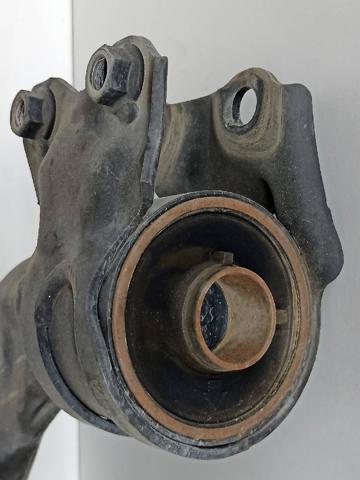 MAZDA EH6434350 Рычаг передней подвески левый в наличии Ровно