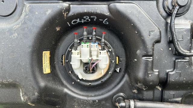 ESR4672 LAND ROVER Бак топливный купить в Каменское