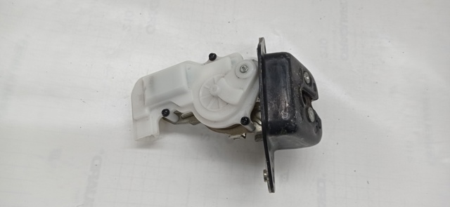 HONDA EUK9361110A Замок крышки багажника (двери 3/5-й задней) в наличии Киев